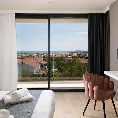 Boutique Apartments Kristo Medulin Exterior photo